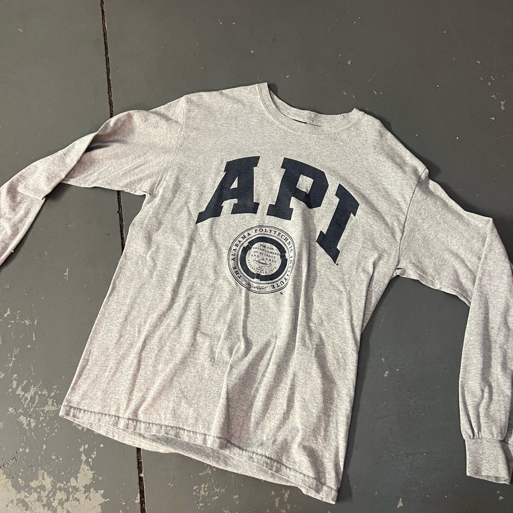 MV Sport Gray Long Sleeve Tee